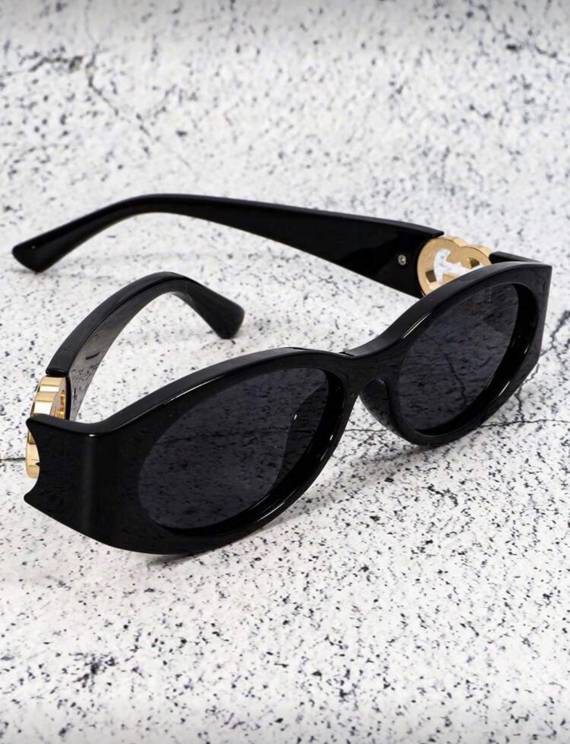 Retro Oval Frame from SHEIN image 2