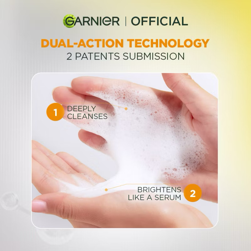 Garnier Bright Complete Serum Cleanser image 2