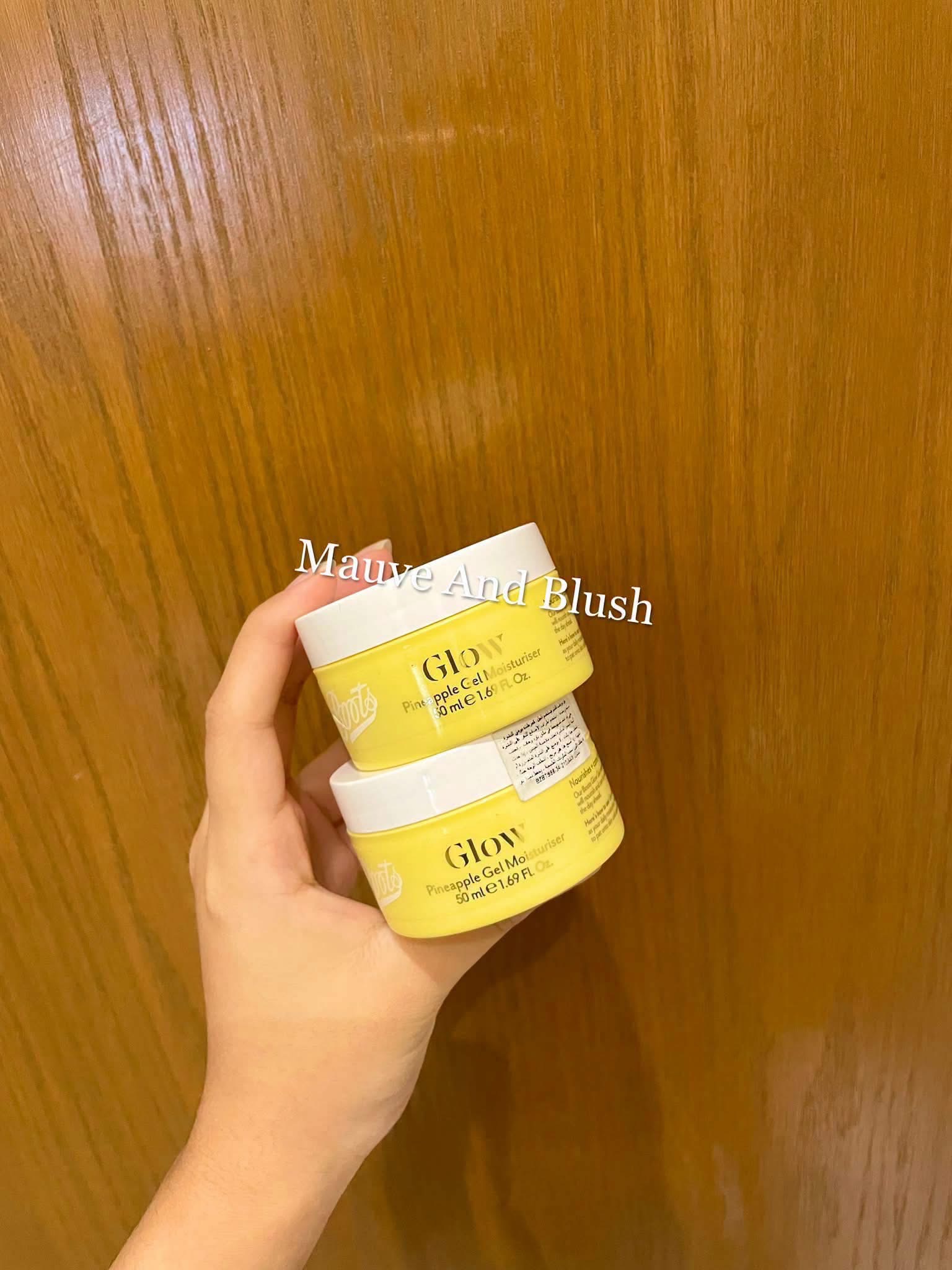 Boots glow pineapple gel moisturiser